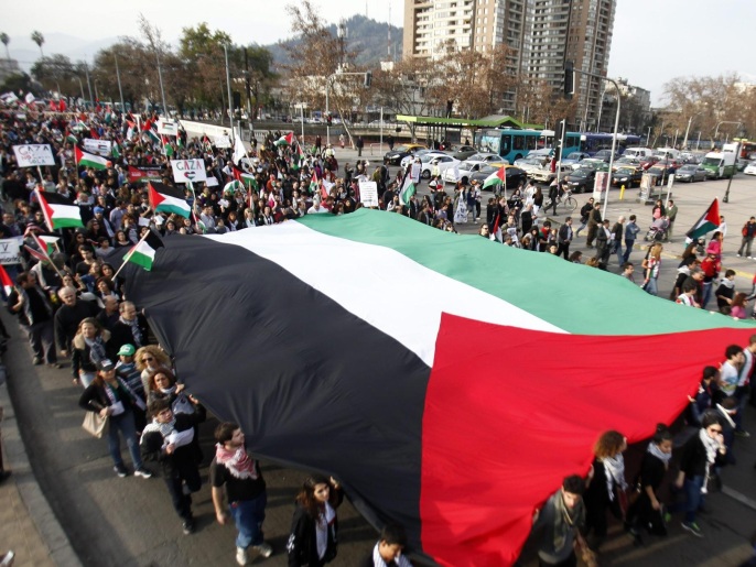 ‪المتظاهرون في تشيلي حملوا العلم الفلسطيني‬  (الأوروبية)