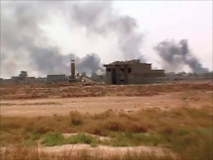واشنطن شنت غارات جوية على مواقع لتنظيم الدولة الإسلامية دعما للبشمركة الكردية والقوات العراقية (الجزيرة)
