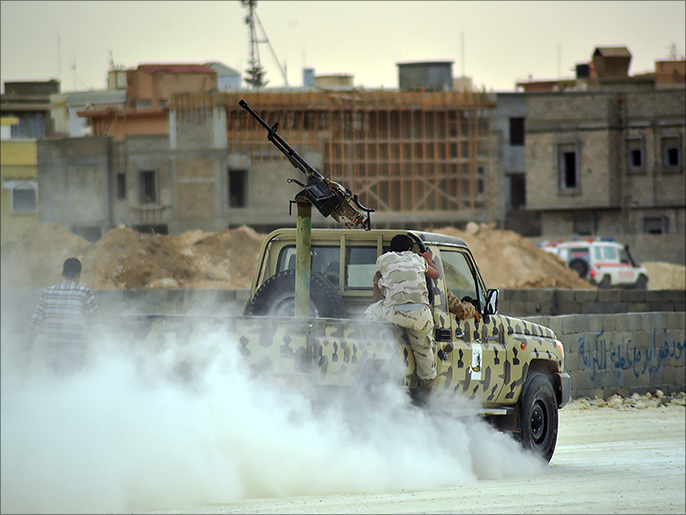 ‪(الأوروبية)‬ معارك السيطرة على المطار احتدمت بين المسلحين في بنغازي