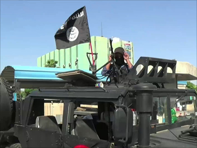 ‪هجوم لتنظيم الدولة الإسلامية على مدينة الرمادي‬ (الجزيرة)