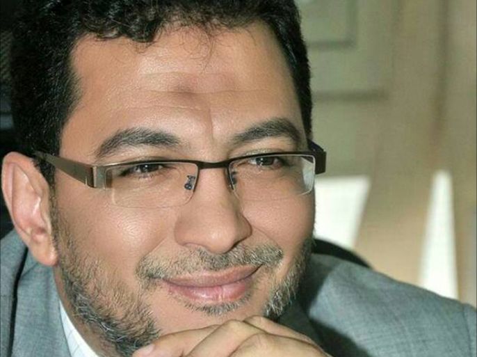 د. عبدالله شحاتة - السلطات اتهمت شحاتة بتمويل جماعة الإخوان المسلمين بالسلاح