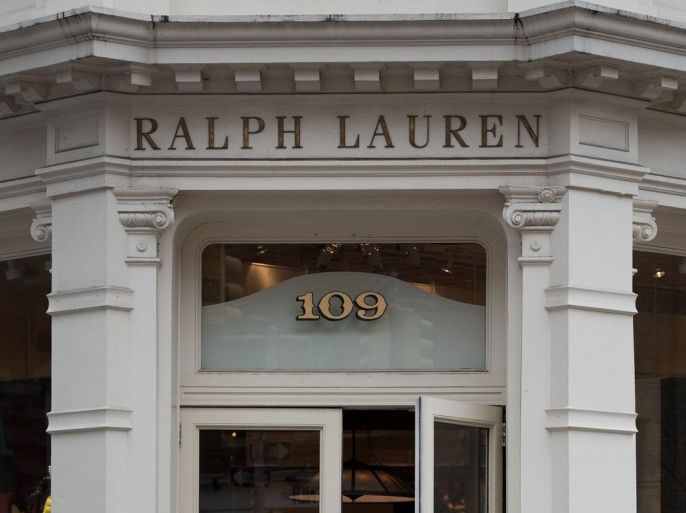 Pedestrians walk past the Ralph Lauren Corp. store on Prince Street in the SoHo neighborhood of New York, U.S., on Friday, Dec. 5, 2014. The U.S. Census Bureau is scheduled to release retail sales figures on Dec. 11.