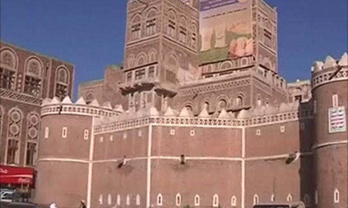 جماعة الحوثي تسيطر على محيط القصر الجمهوري