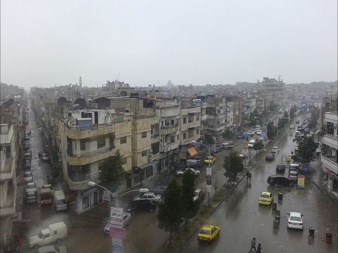 شارع الحضارة أحد الشوارع الموالية للنظام السوري في حمص
