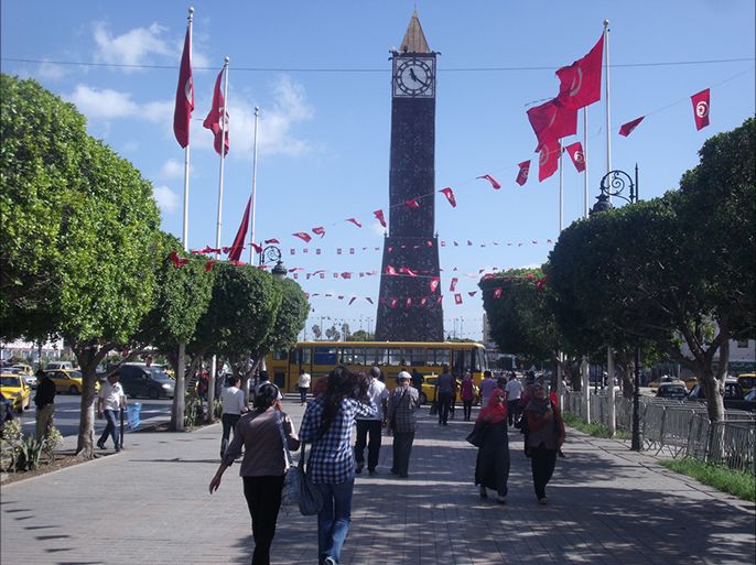 الانتحار ظاهرة قديمة لا تزال تضرب بقوة في تونس (يناير/كانون الثاني 2015 في العاصمة تونس