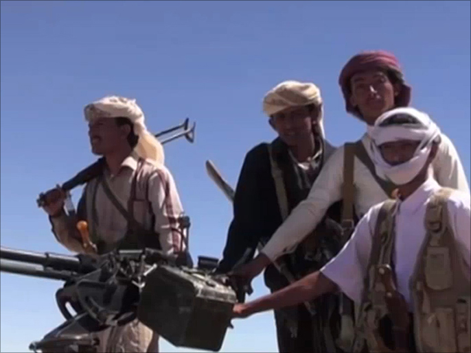 مسلحو القبائل في شبوة مستعدون لمواجهة مسلحي الحوثي (الجزيرة)
