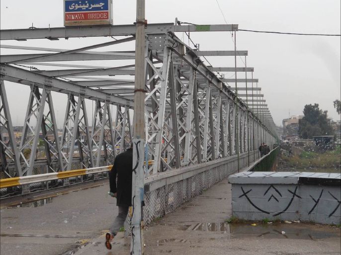 صورة جسر في الموصل