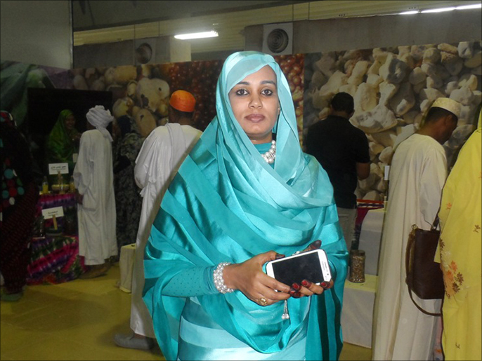 ‪سلافة عبد الرحيم تدعو للاهتمام بمشاريع التغذية‬ (الجزيرة)