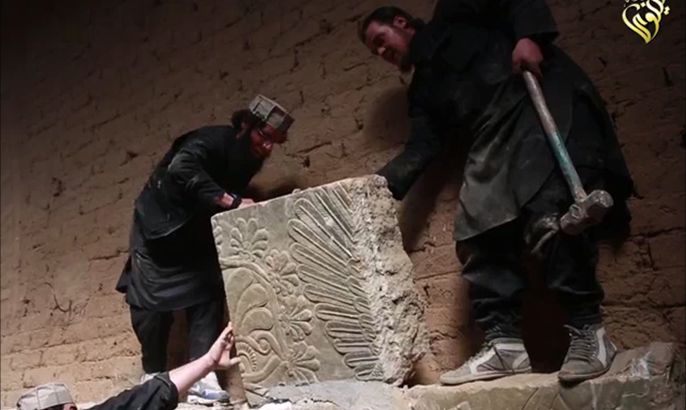 فيديو لتنظيم الدولة يظهر تدميره مدينة نمرود الأثرية بالعراق