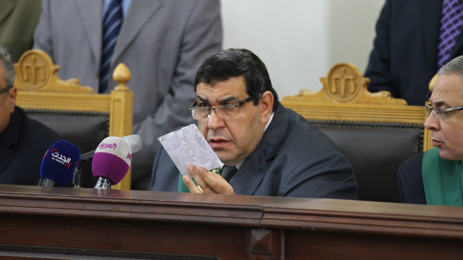هيئة المحكمة برئاسة المستشار شعبان الشامي (الجزيرة نت)