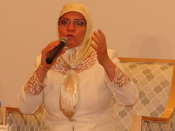 سوسن الصدفي المكني استعرضت تجربة تدريس اللغة العربية في ديار المهجر (الجزيرة)