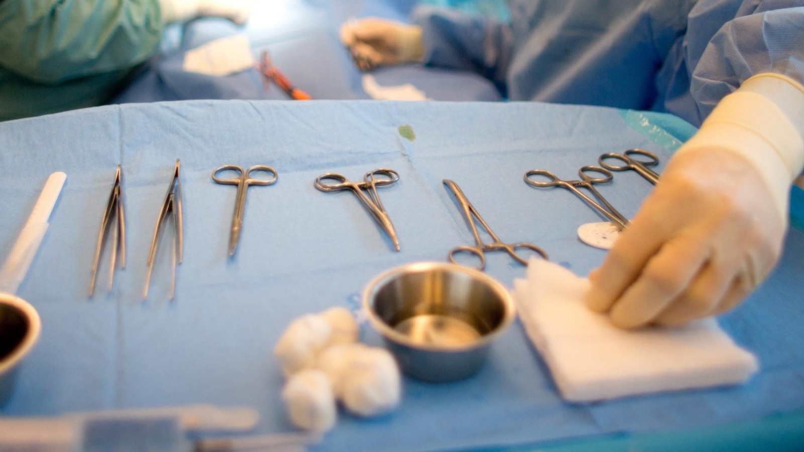 ‪عمليات الختان الطبي للذكور تجرى في ملاوي كإجراء وقائي من فيروس الإيدز‬ (الأوروبية)