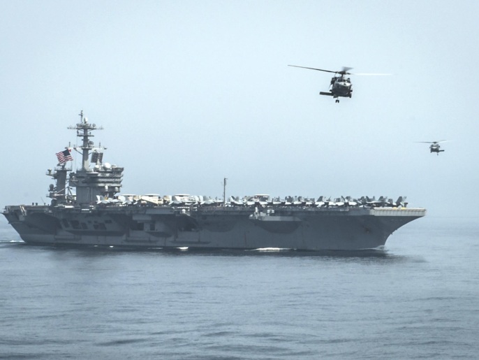 ‪حاملة طائرات أميركية في بحر العرب أبريل/نيسان 2015‬ حاملة طائرات أميركية في بحر العرب أبريل/نيسان 2015 (رويترز)