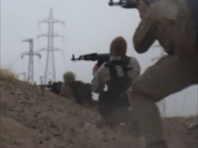 تسجيل مصور لتنظيم الدولة الإسلامية يظهر جانبا من معاركه مع الجيـش والميليشيات جنوب وغرب بيجـي