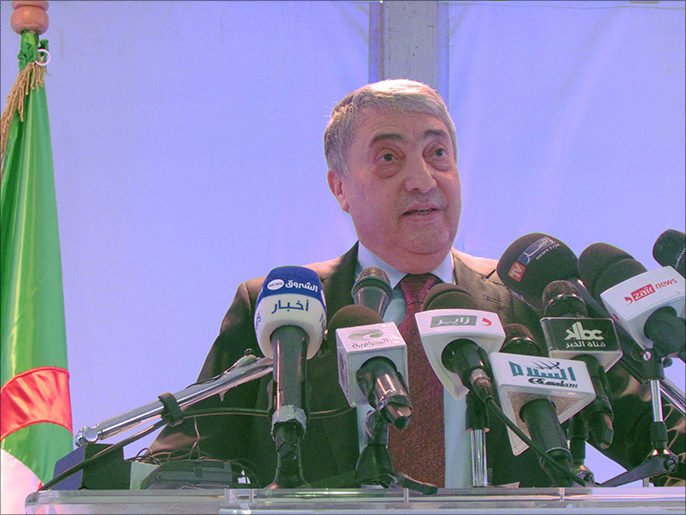 علي بن فليس: شغور السلطة في الجزائر واقع، ولا يحتاج إلى خبرة أجنبية لإثباته(الجزيرة)