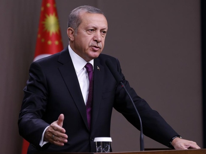أردوغان دعا إلى ضرورة محاسبة النواب الذين يدعمون حزب العمال الكردستاني (الأناضول)