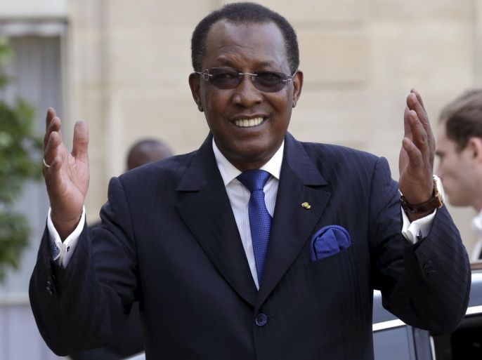 Chad's President Idriss Deby leaves the Elysee Palace in Paris, France, following a meeting with French President Francois Hollande, May 14, 2015. REUTERS/Philippe Wojazer