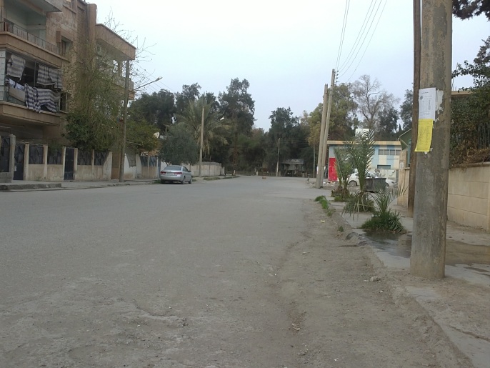 ‪حي القصور الخاضع لسيطرة النظام بعد مغادرة العديد من سكانه‬ (الجزيرة)