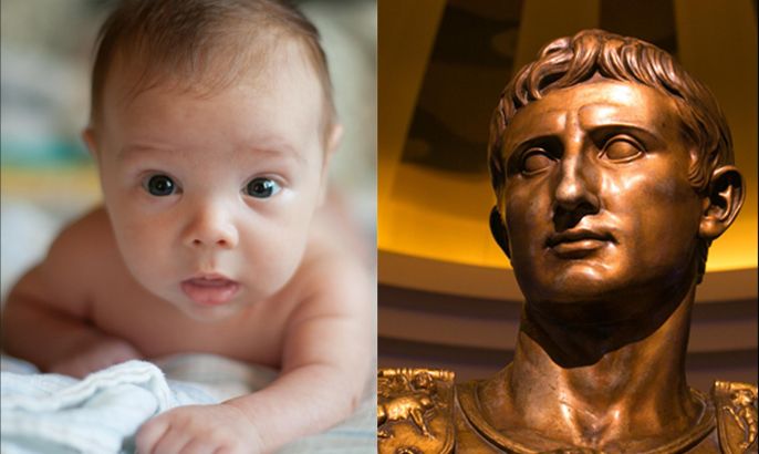 كومبو طفل ومجسم ليوليوس قيصر