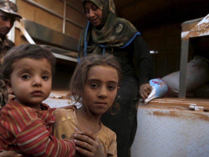 ‪لاجئون سوريون على الحدود الأردنية يوم 12 سبتمبر/أيلول الماضي‬ لاجئون سوريون على الحدود الأردنية يوم 12 سبتمبر/أيلول الماضي (رويترز)