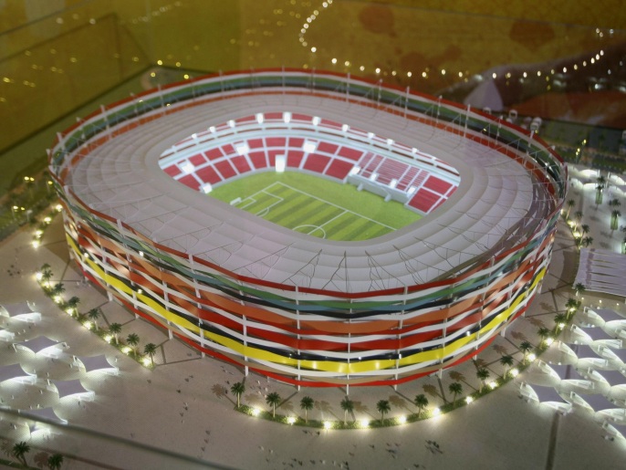 قطر تستثمر في تجهيز الملاعب لمونديال وتعد منتخبا قادرا على المنافسة في البطولة (أسوشيتد برس) 