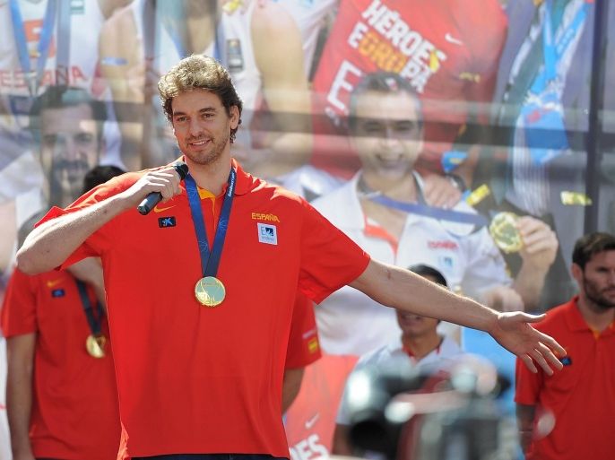 MADRID, SPAIN - SEPTEMBER 21: Pau Gasol celebrates after winning the EuroBasket 2015 final at Callao square on September 21, 2015 in Madrid, Spain. Spain beat Lithuania 80-63 in the final in Lille, France.