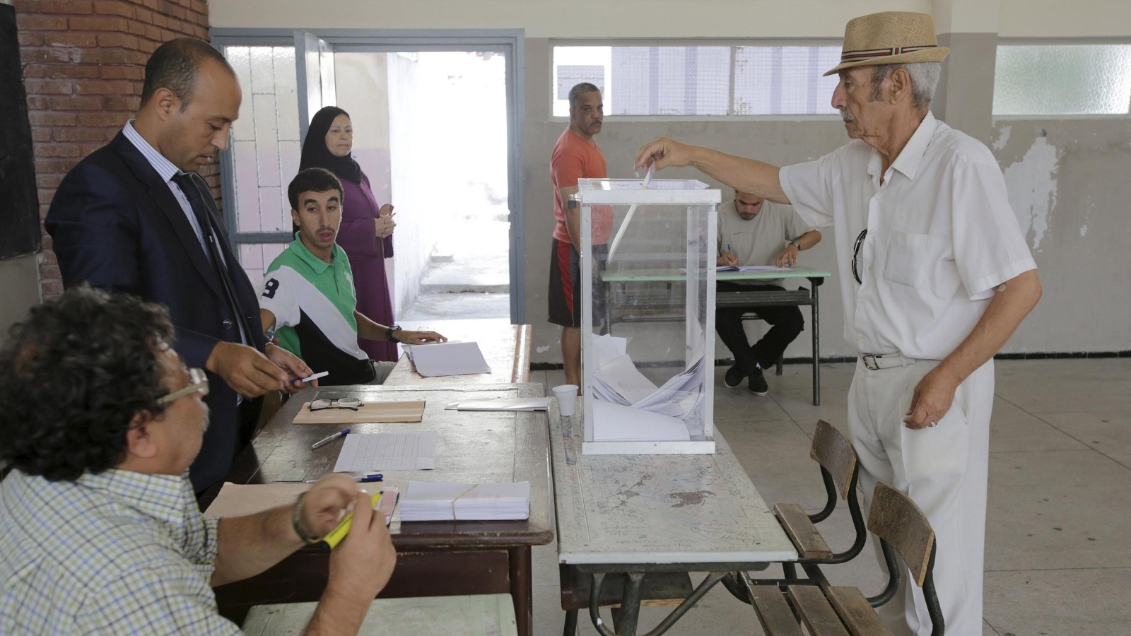 نسبة المشاركة في الانتخابات المغربية بلغت 53.67% حسب بيان لوزارة الداخلية (رويترز)