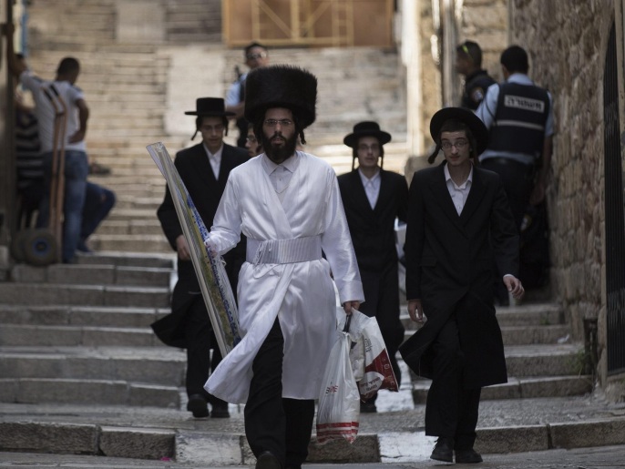 يهود متطرفون في أحياء البلدة القديمة بالقدس(الأوروبية)