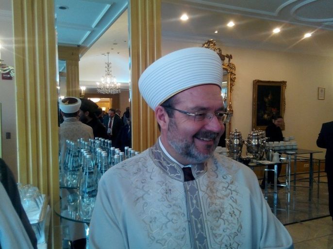 اسطنبول - تركيا 14 تشرين ثاني 2015 محمد غورماز رئيس سلطة الشؤون الدينية خلال مشاركته في قمة الزعماء الدينيين لمسلمي آسيا ودول المحيط الهادي