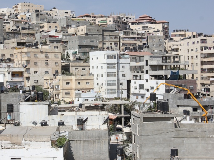 ‪منطقة شعفاط شرقي القدس تشهد كثافة بنيان دون ترخيص أو رقابة‬ (الجزيرة)