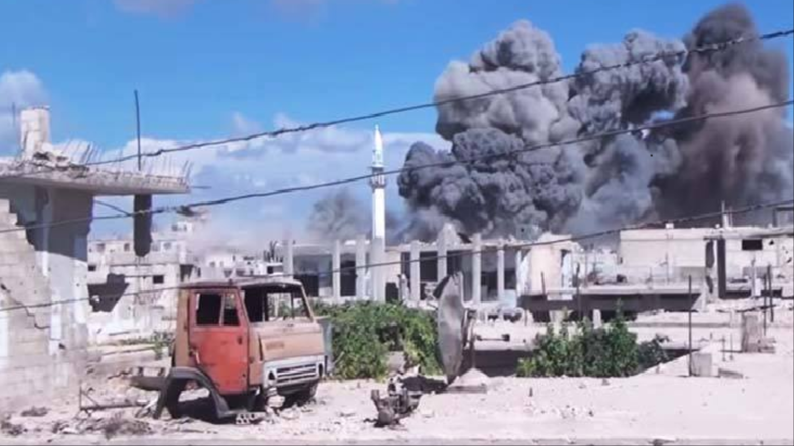 آثار قصف الطيران لريف حمص قبل أيام (ناشطون)