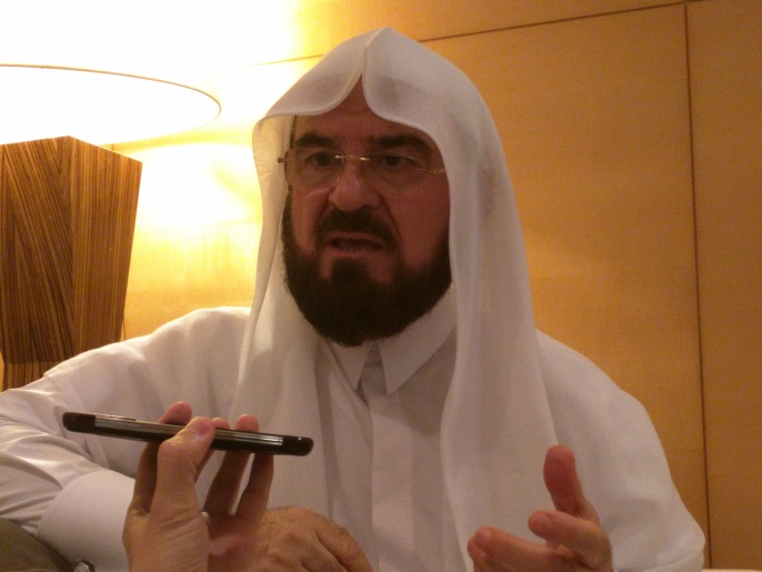 ‪د. القرة داغي: أهم ما في التقرير أنه وضع ضوابط موحدة لمنتجات التمويل الإسلامي‬ (الجزيرة)