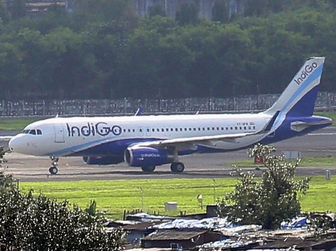 (FILE) A file picture dated 12 September 2014 of an aiplane if Indian carrier IndiGo at Chhatrapati Shivaji International Airport, in Mumbai, India. India's budget airline IndiGo on 17 August 2015 said it had finalized a deal to purchase 250 A320neo single-aisle aircrafts from Airbus, in what the European manufacturer described as its largest ever order by number of planes. EPA/DIVYAKANT SOLANKI *** Local Caption *** 51620864