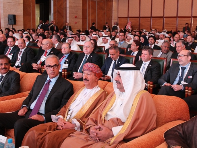 جانب من المشاركين في جلسة افتتاح المؤتمر العالمي للمصارف الإسلامية (الجزيرة)