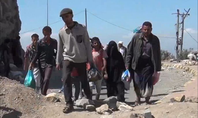 الحوثيون يواصلون منع دخول المساعدات لتعز