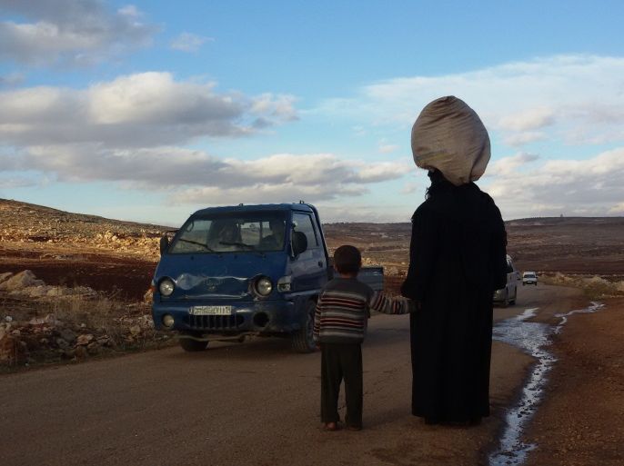 مأساة النساء مع النقل في ريف حماة