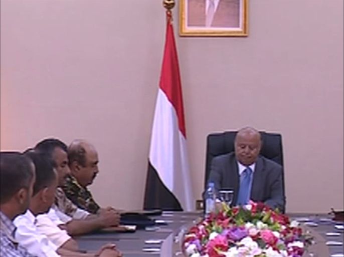 اجتماع الرئيس اليمني مع قيادات عدد من المحافظات اليمنية