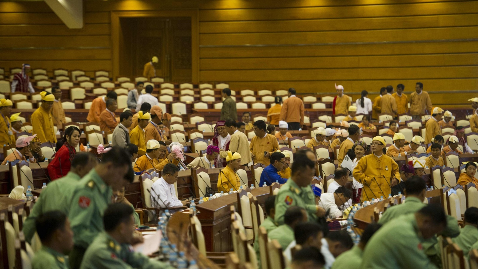 ‪برلمان ميانمار رفض من قبل تجنيس مسلمي الروهينغا‬  (الفرنسية)