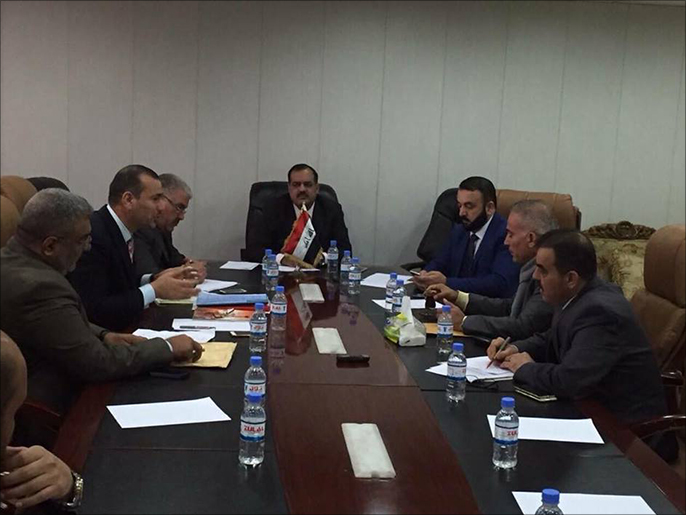 اجتماع للجنة النزاهة في البرلمان العراقي برئاسة طلال الزوبعي الذي اتهمه الجبوري بالفساد المالي (الجزيرة نت)