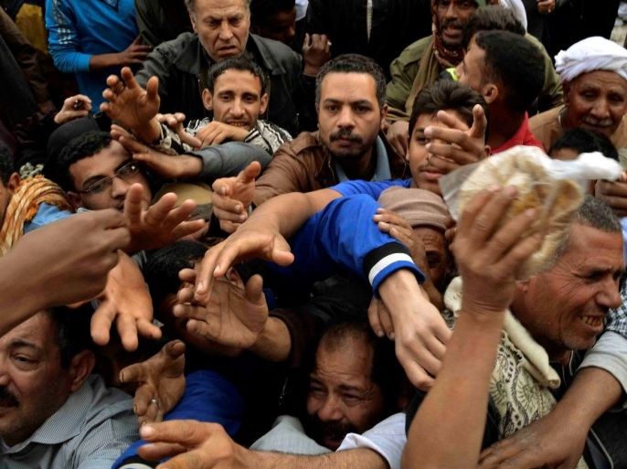 أحوال المصريين تزداد سوءا بعد عام من المؤتمر الاقتصادي