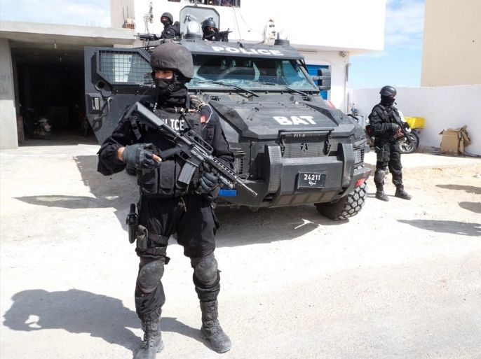 قوات أمن في بنقردان جنوبي تونس
