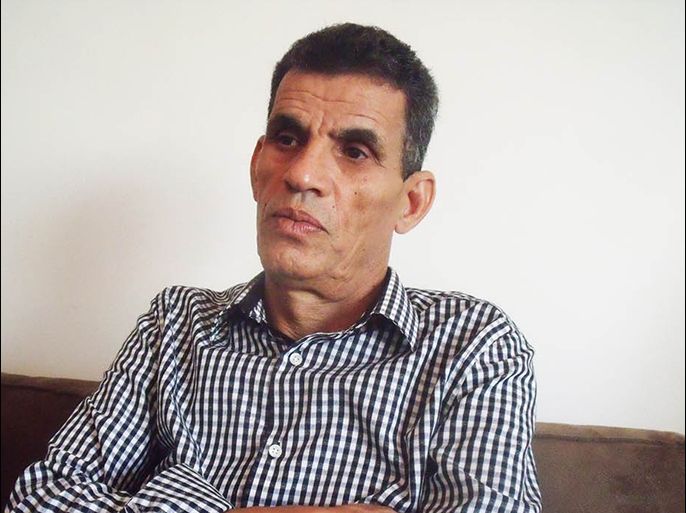 الشاعر التونسي الكبير محمد صغير أولاد حمد/في مقر منزله/العاصمة تونس/سبتمبر/أيلول 2014 (صورة خاصة)