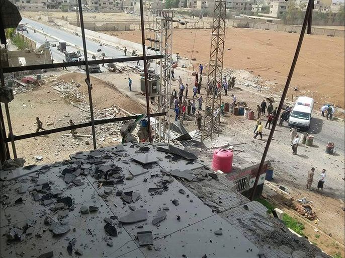صور ثابتة من مكان انفجار سيارة مفخخة في السيدة زينب بريف دمشق قبل قليل