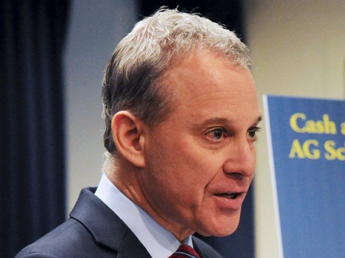 Attorney General Eric Schneiderman speaks at a news conference in the Manhattan borough in New York, April 11, 2016. Goldman Sachs Group Inc has agreed to pay $5.06 billion to settle claims that it misled mortgage bond investors during the financial crisis, the U.S. Department of Justice said on Monday. REUTERS/Stephanie Keith