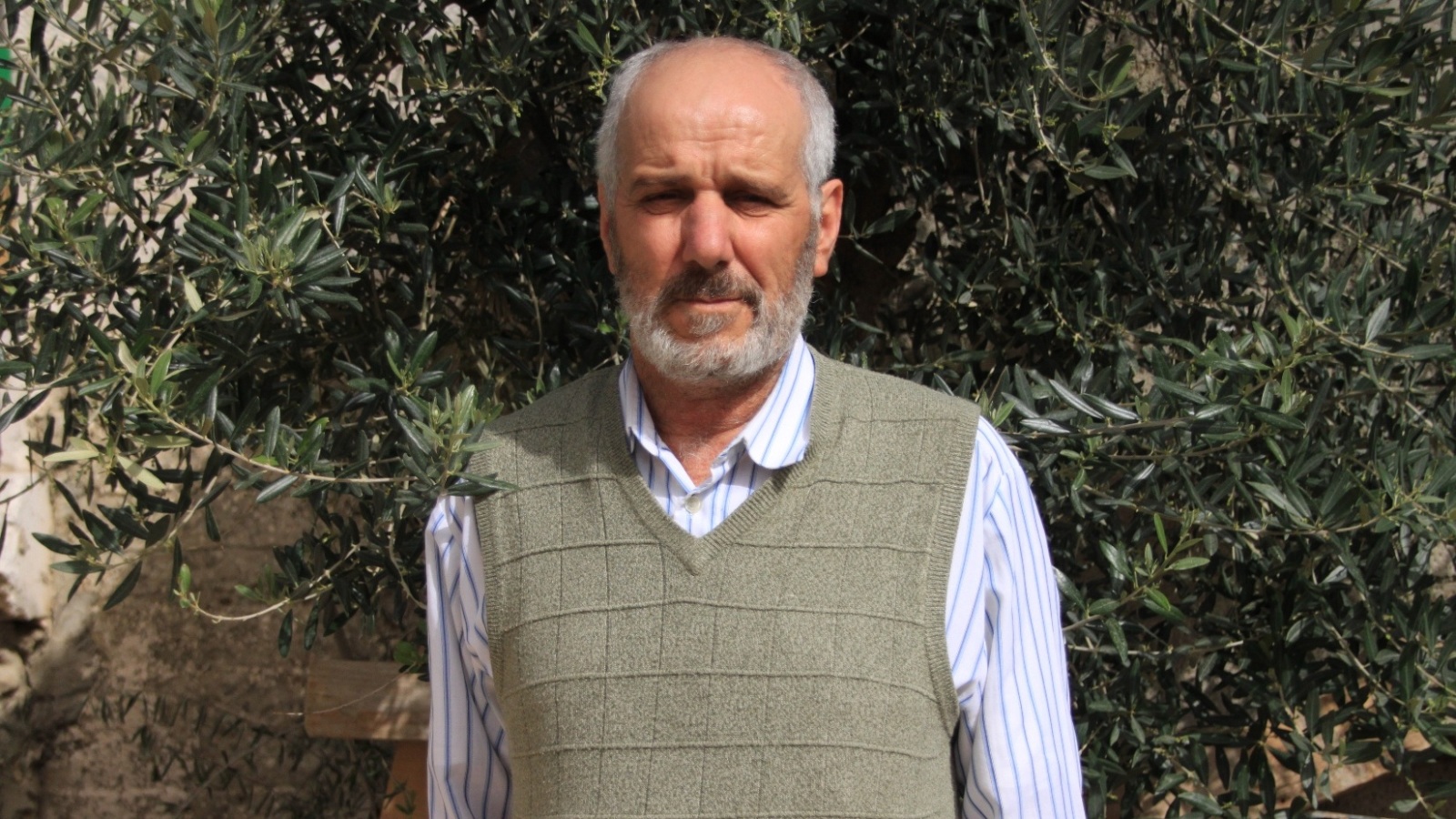 ‪سمير حميدة يقول إن الاحتلال زرع بمجزرة دير ياسين الرعب في القرى الأخرى‬ (الجزيرة)