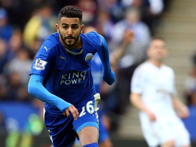 Leicester City's Riyad Mahrez celebrates his opening goal during the English Premier League soccer match between Leicester City and Swansea City at The King Power Stadium in Leicester, Britain, 24 April 2016. EPA/TIM KEETON EDITORIAL USE ONLY. No use with unauthorized audio, video, data, fixture lists, club/league logos or 'live' services. Online in-match use limited to 75 images, no video emulation. No use in betting, games or single club/league/player publications.