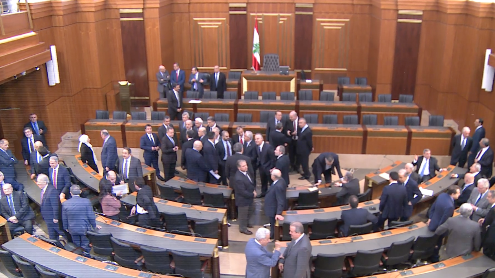 البرلمان اللبناني أخفق مرارا في انتخاب رئيس (الجزيرة)