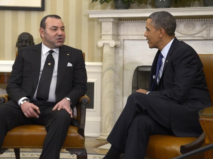US President Barack Obama talks with King Mohammed VI of Morocco in the Oval Office of the White House in Washington, DC, USA, 22 November 2013. The two leaders are meeting to strengthen bilateral economic ties and further the relationship between the US and Morocco.