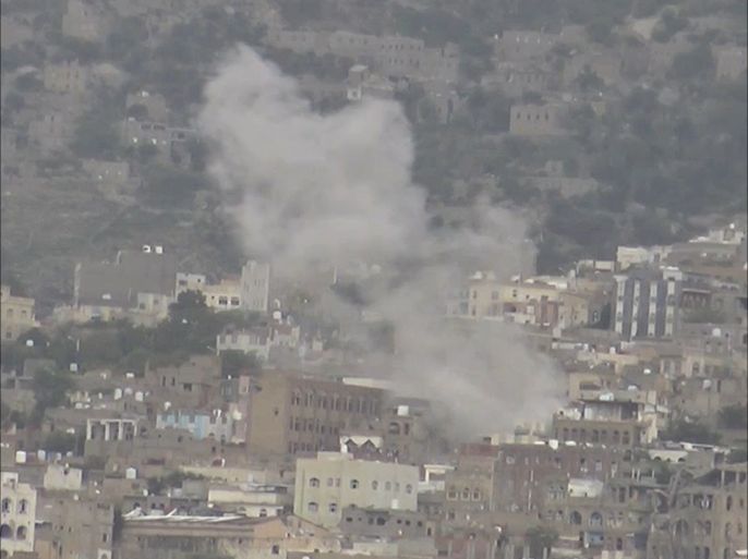 بيوت تعز تحت قصف مليشيا الحوثي وقوات صالح