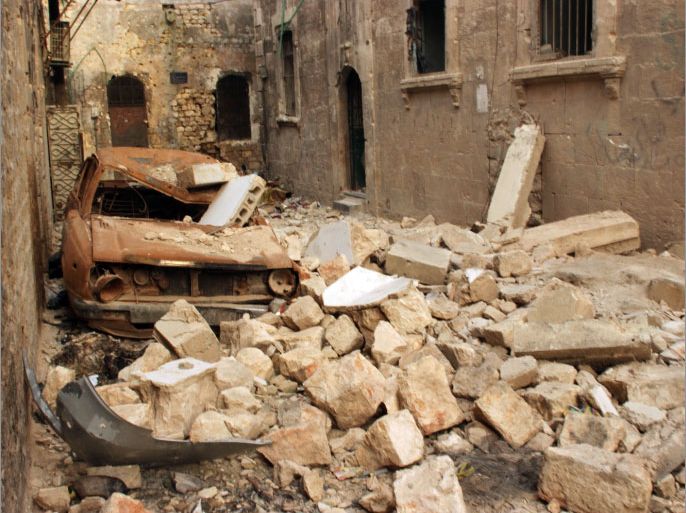 جانب من الدمار في حلب القديمة : طال القصف الكثير من المعالم الأثرية و الأسواق في المدينة القديمة